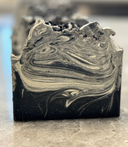 Tallow Spa-Charcoal & Lava Salt Bar